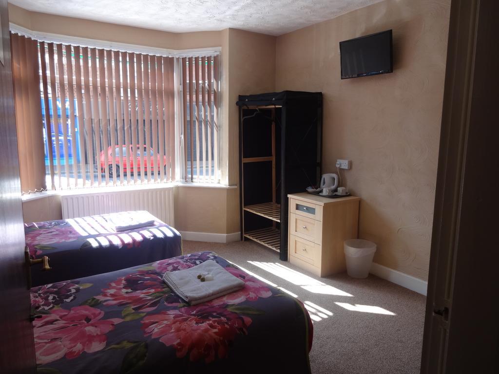 The Manor Hotel Nuneaton Room photo